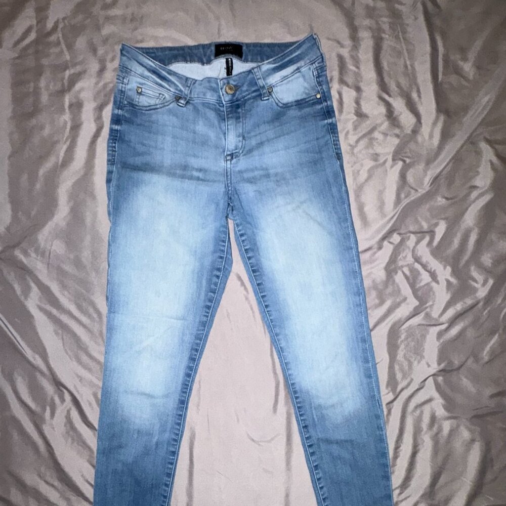 Celebrity Pink Light Wash Skinny Jeans Raw Hem Stretch Denim